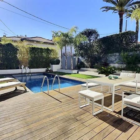 ヴィラ Lidia By Terrys Homes